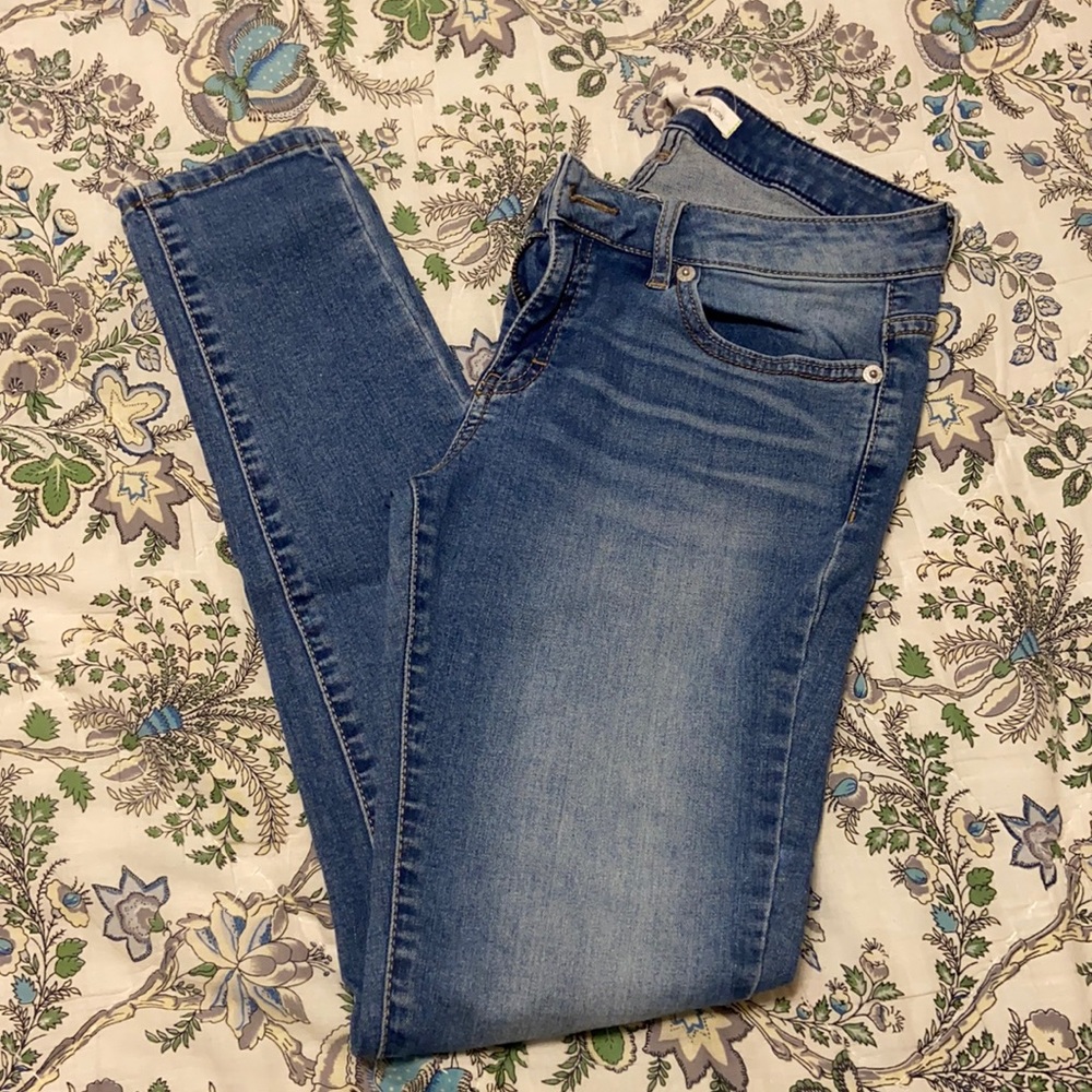 Skinny jeans